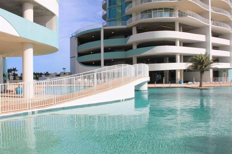 Turquoise Place 705C - image 4