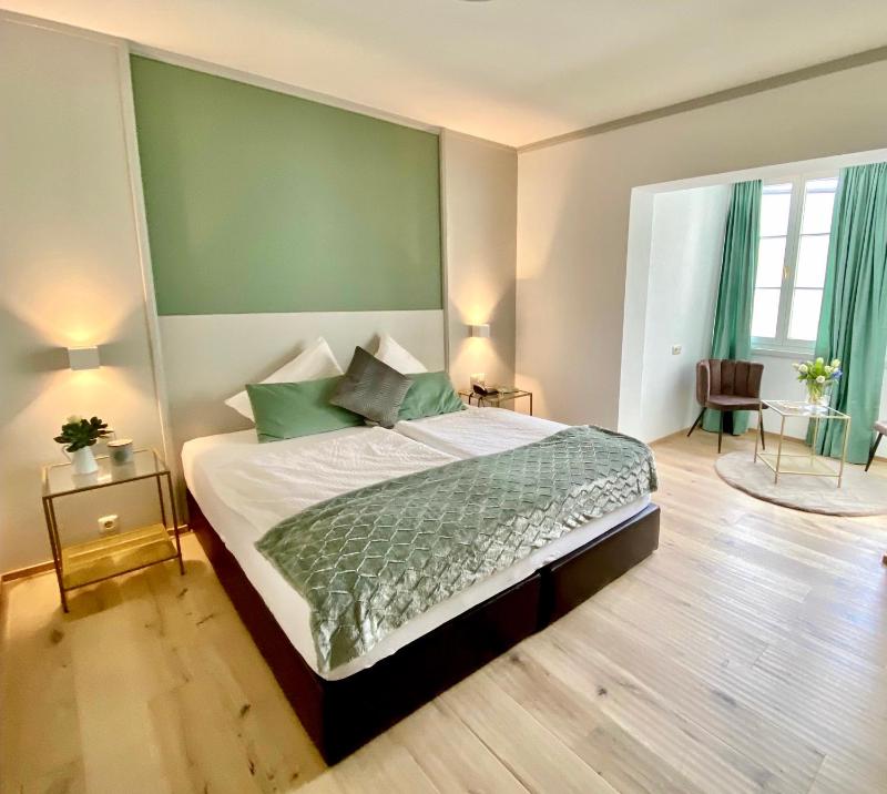 Double Room image 1