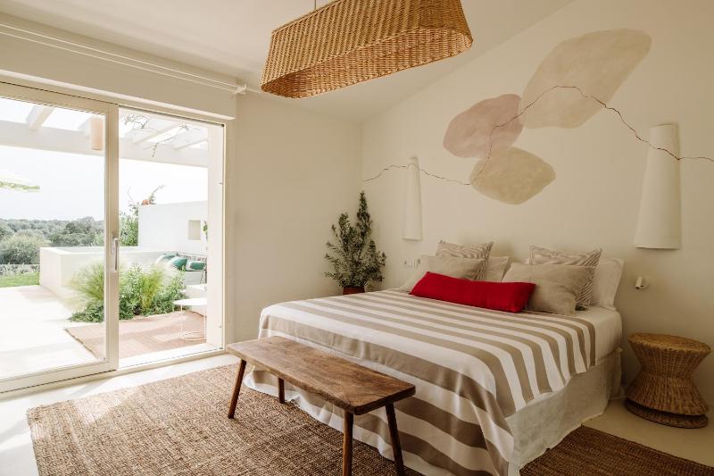 Superior Queen Room image 4