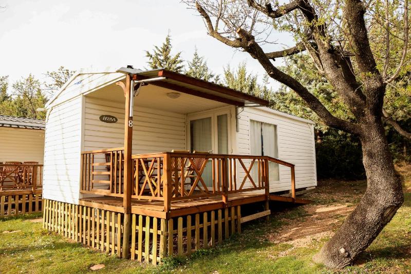 Bungalow (5 Adults) image 3