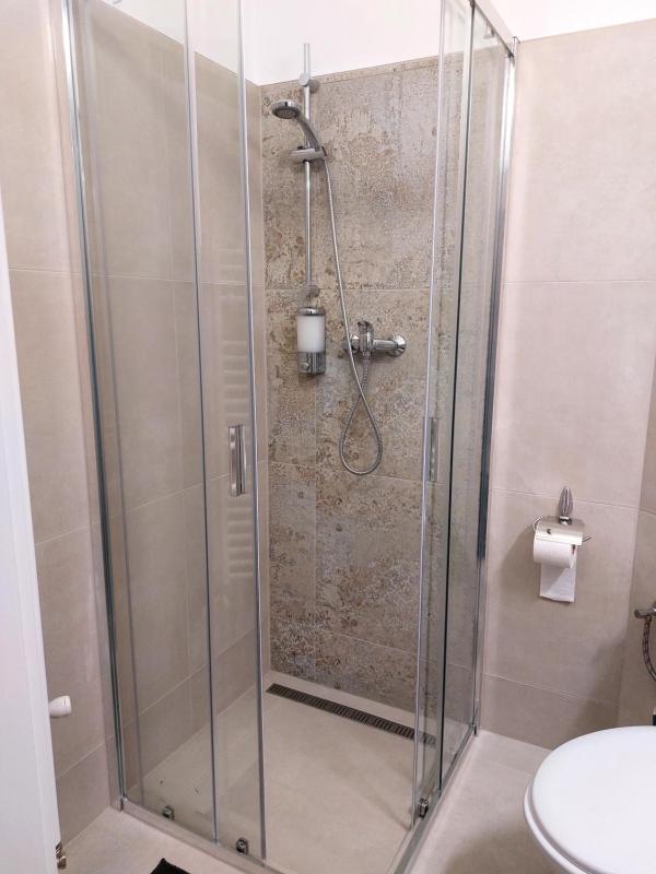 Deluxe Single Room image 3