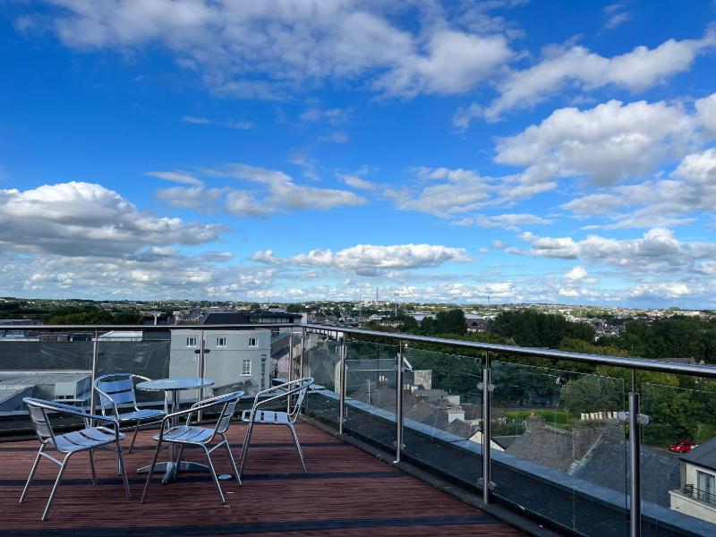 Penthouse Apartment image 3