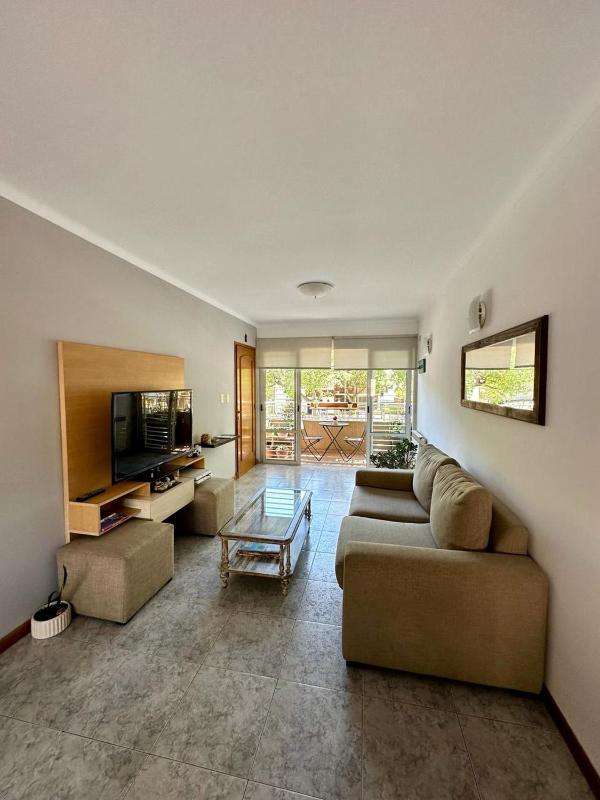 Hermoso y Confortable Depto - image 1