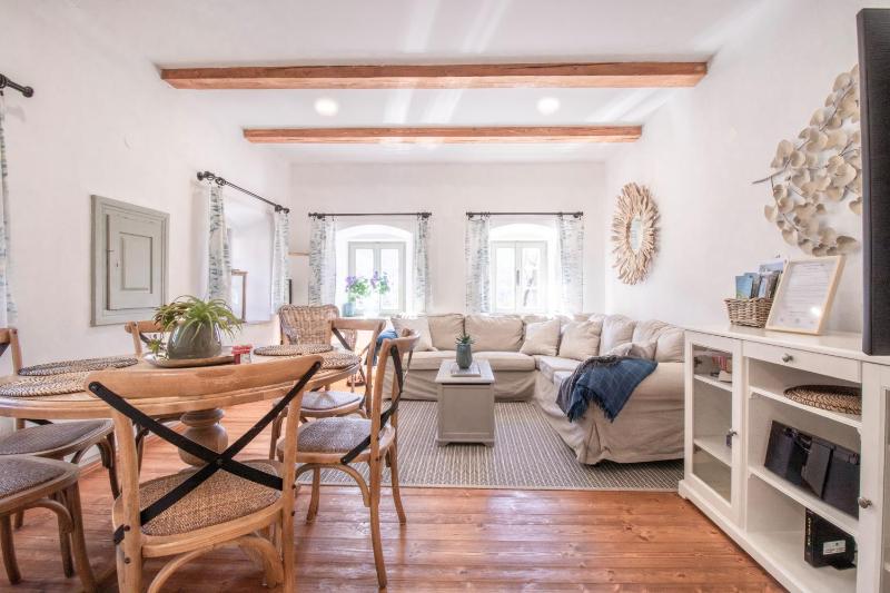 House Bella Images