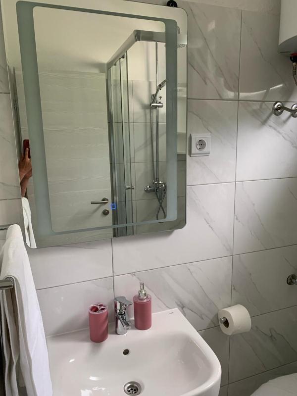 Double Room with Balcony and Sea View image 2