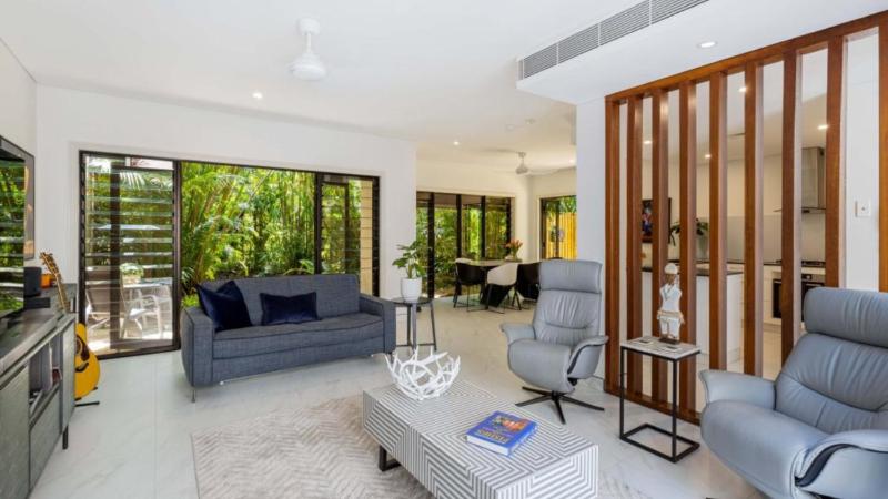 Villa 7 Thornton - St Crispins - image 15