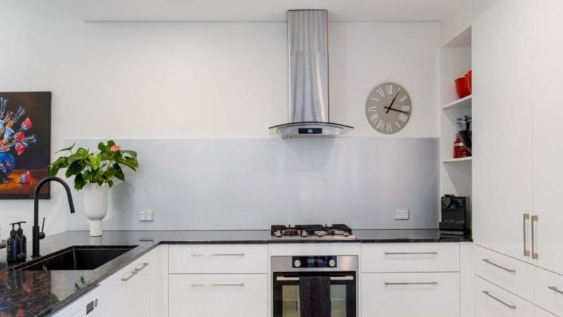 Villa 7 Thornton - St Crispins - image 19