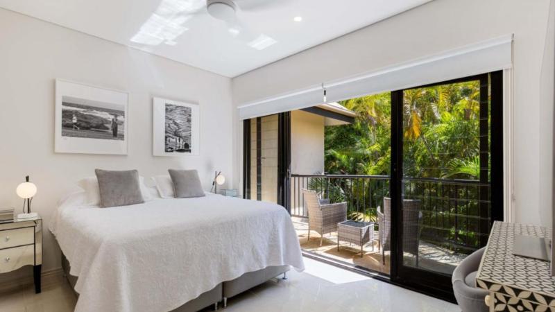 Villa 7 Thornton - St Crispins - image 3