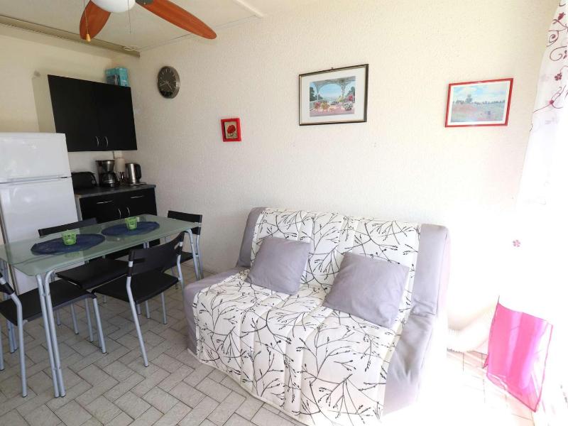 Studio avec Terrasse et Parking au Grau-du-Roi - FR-1-307-256 - image 8