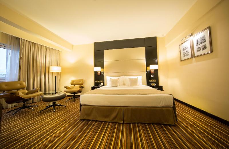 Premier Suite with 15% Spa Discount + A Complimentary City Tour image 1