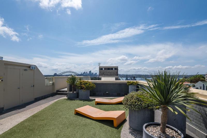 The Gem-Executive Potts Point Harbourview Stunner - image 12