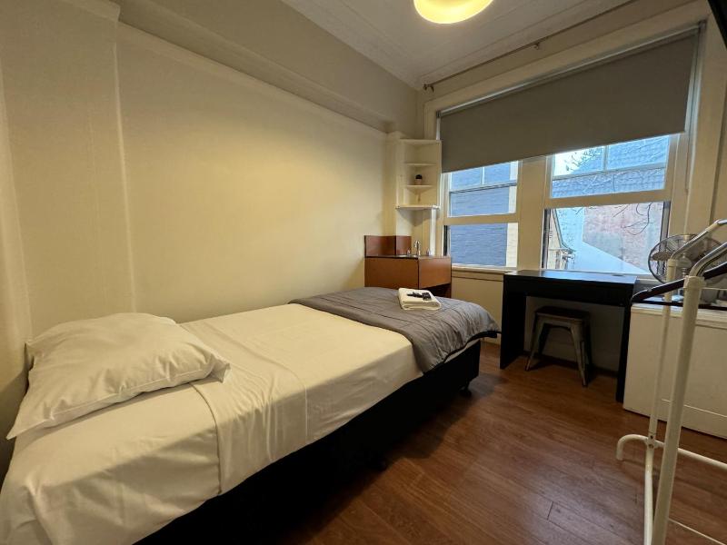 Single Room with Shared Bathroom image 1