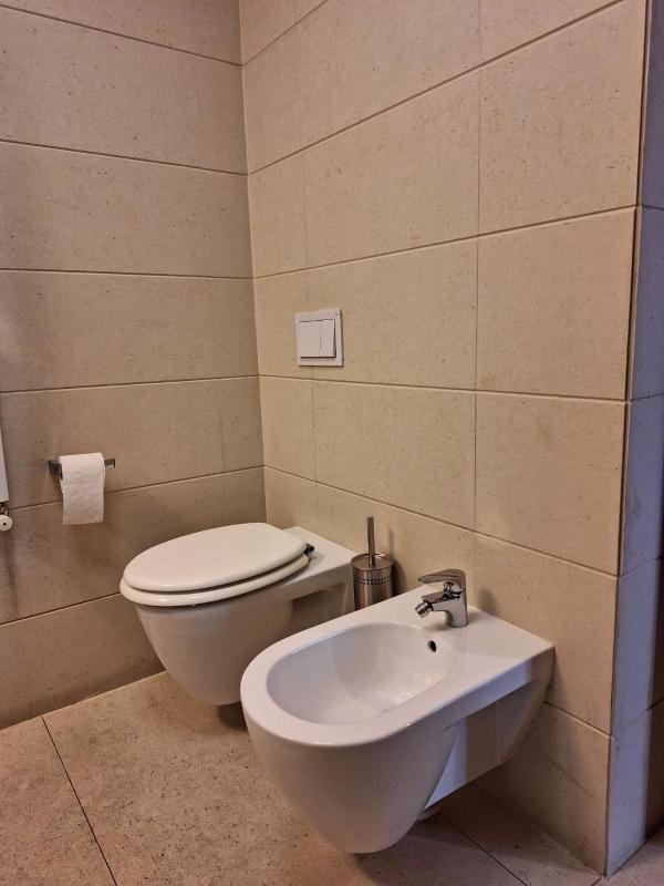 Standard Twin Room image 2