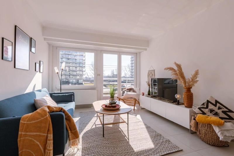 Lovely, sunny flat just around the corner from the beach and the sea Images