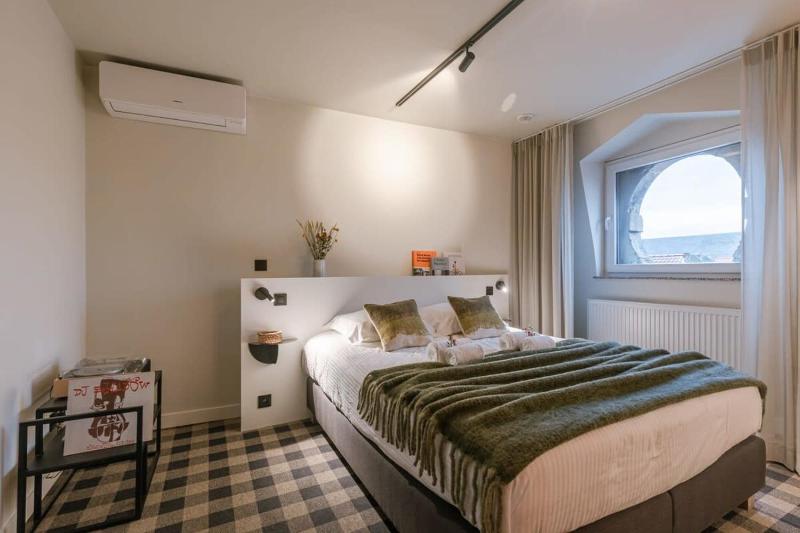 WAY SWEET DREAMS - Room 4 Images