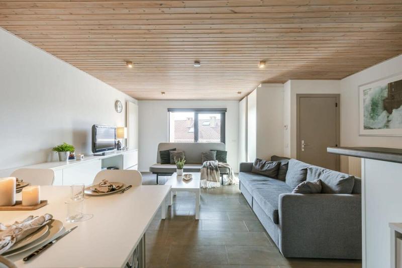 Apartment near the beach with terrace Images