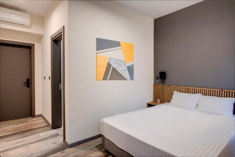 Hotel Forty One - image 12