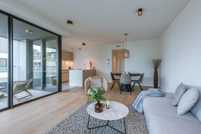Stylish 2 bedroom with terrace and parking Images
