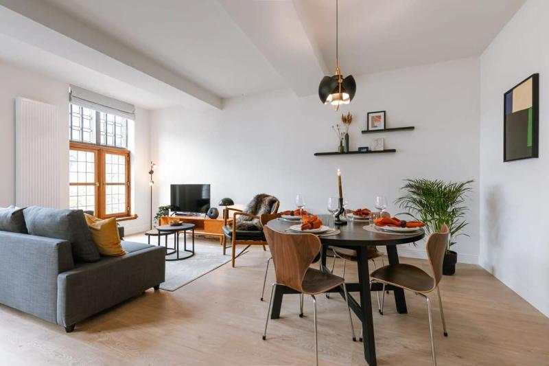 Stunning apartment at the Grand Market of Antwerp Images