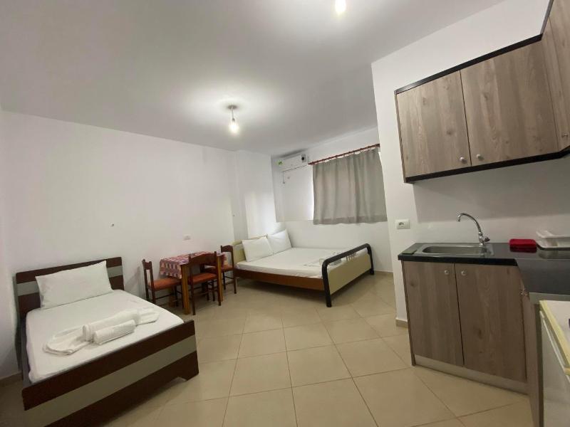Villa Earta & Leo Ksamil - image 11
