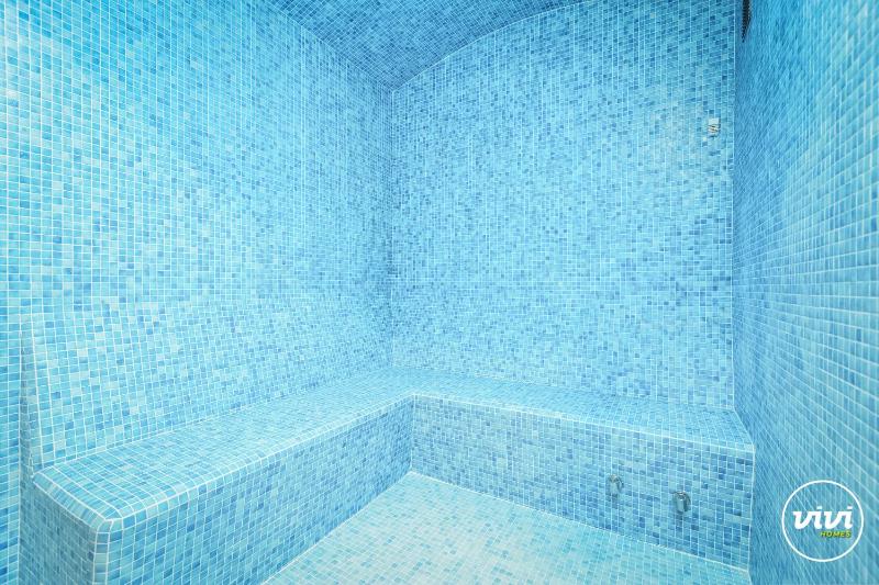 ViVi Homes - The Heights Pool Gym Sauna Terrace & Sea View - image 5