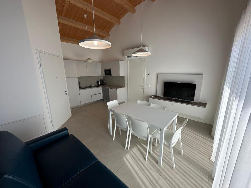 Woody Green Penthouse Sea View - Agenzia Cocal - image 7