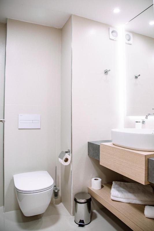 Double Room image 2