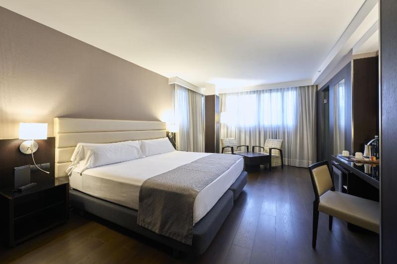 Superior Double Room image 1