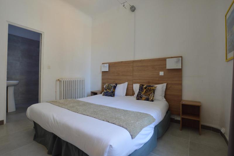 Standard Double or Twin Room image 1