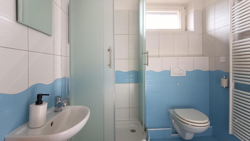 Double or Twin Room with Private Bathroom image 4