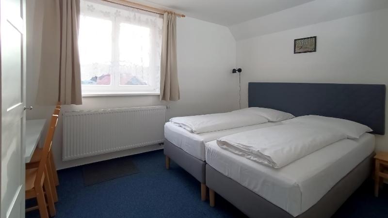 Double or Twin Room with Private Bathroom image 1