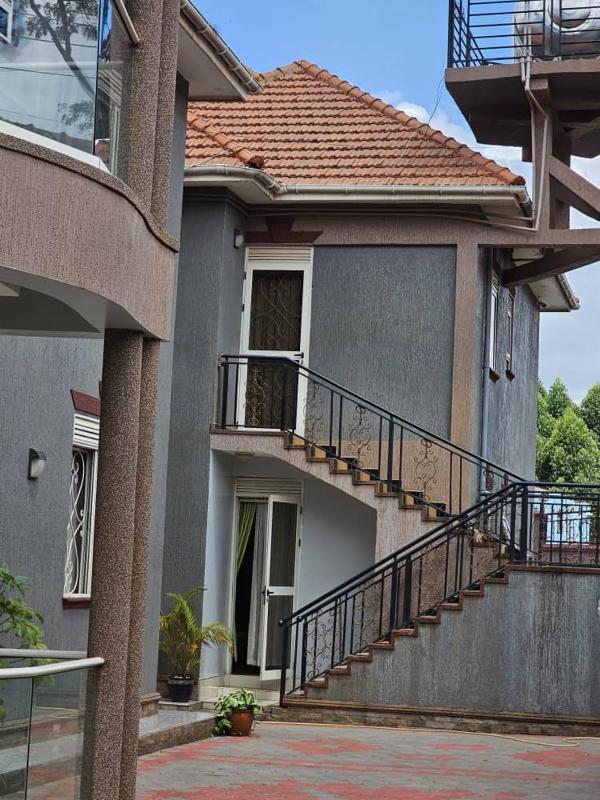 HILLS APARTMENTS - image 3