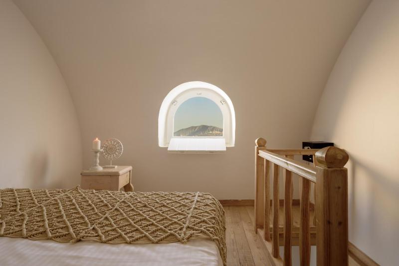 Junior Maisonette with Caldera View image 2