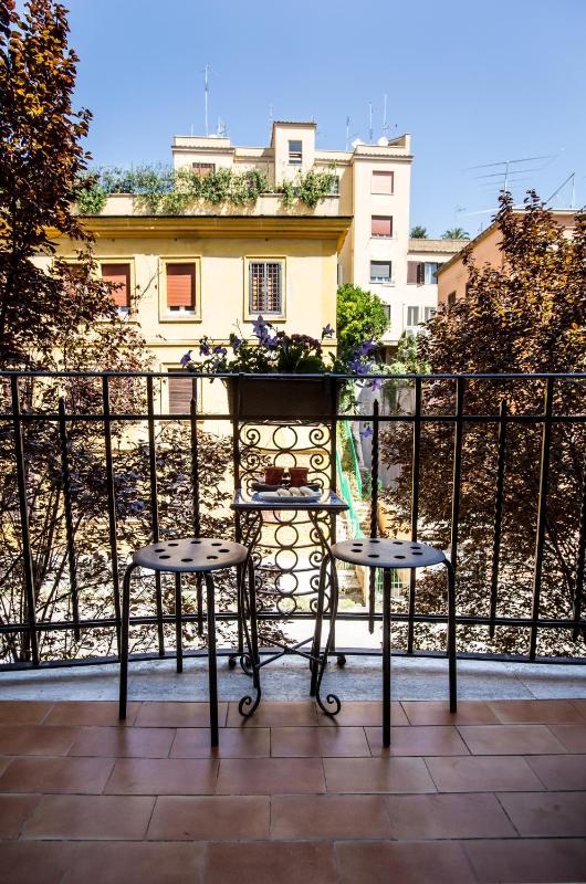 Double or Twin Room with Balcony image 4