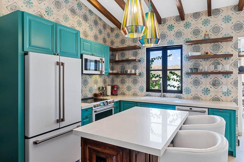 Trendy Condo with Stunning Ocean Views and Exclusive Beach Club Access in Las Catalinas - image 16