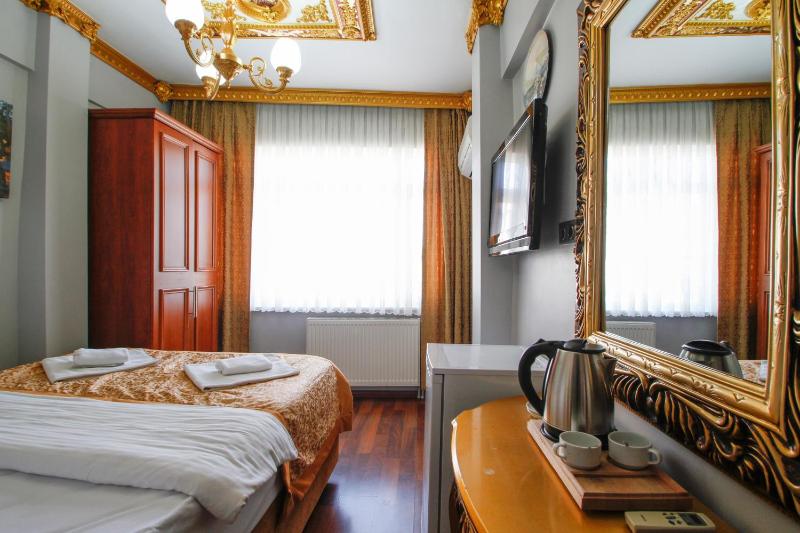 Californiacityhotel - image 3