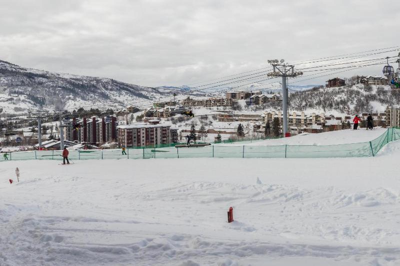 Bear Claw 415 - True Ski-in Ski-out Access Slope Views & Winter Shuttle! - image 12