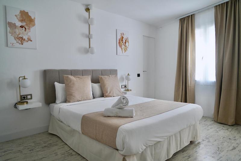 Aldara Sitges - image 38