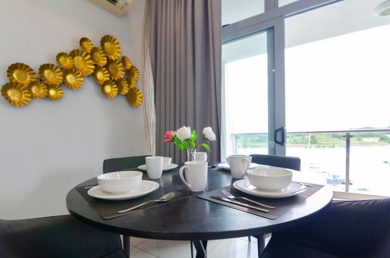 [Pet-friendly] 3BR Somerset Puteri Harbour Legoland - image 11