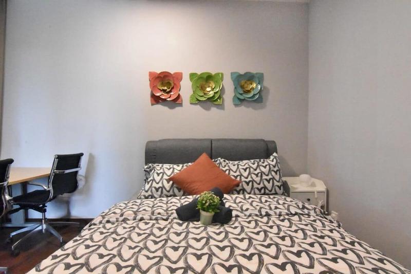 Lux 3BR Suite Puteri Harbour Near Legoland & Hello Kitty with Water Views - image 27