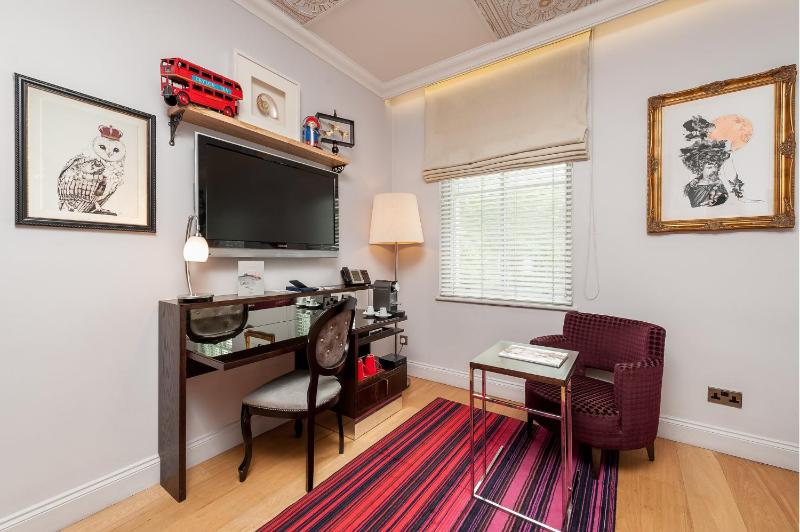 Premium Room image 2