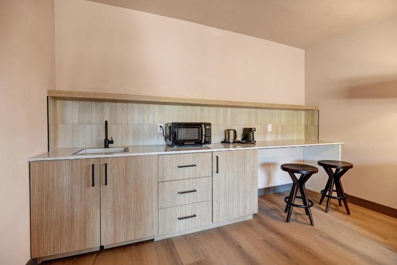 The Dunes Hotel (Palm Springs) - image 5