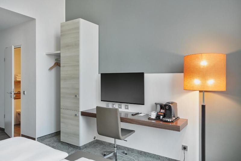 Superior Double Room image 2