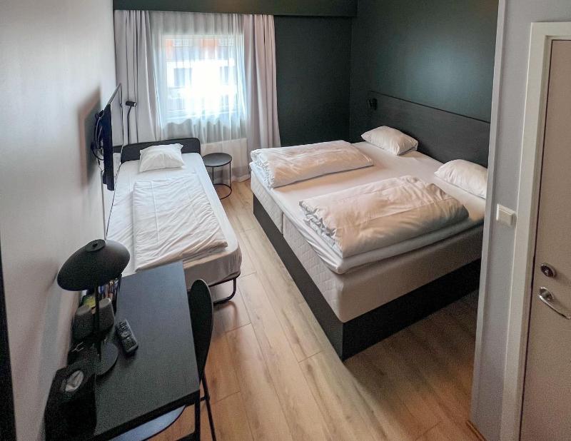 Standard Triple Room - Non-Smoking image 2