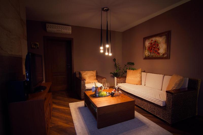 Large Apartment with Private Sauna image 1
