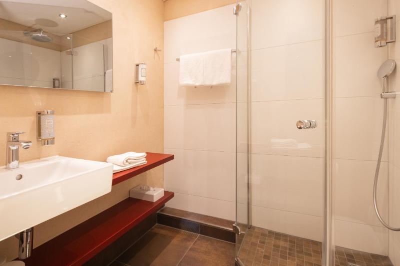 Hotel Traube am See - image 25