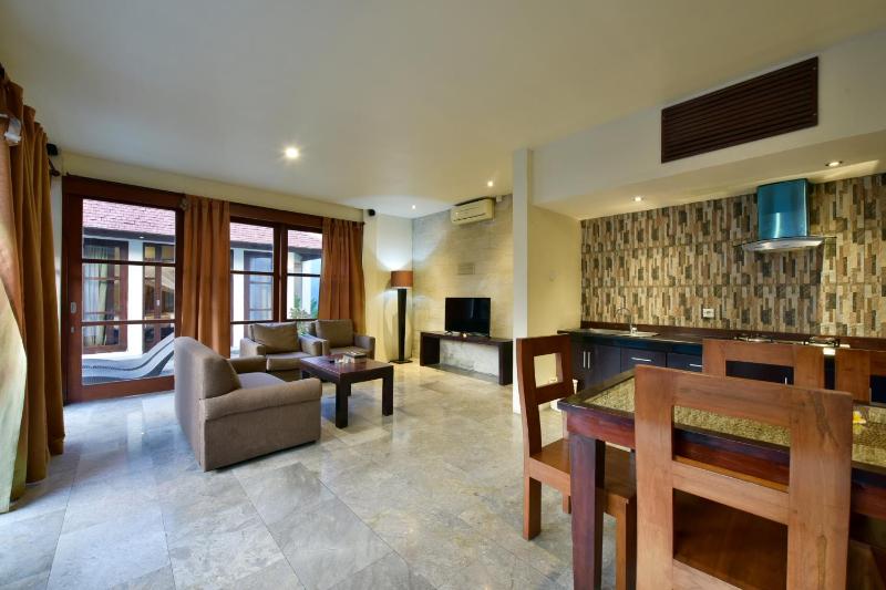 The Khayangan Dreams Villa Umalas - image 9