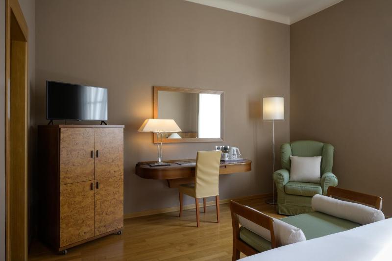 Superior Double Room - Annex image 4