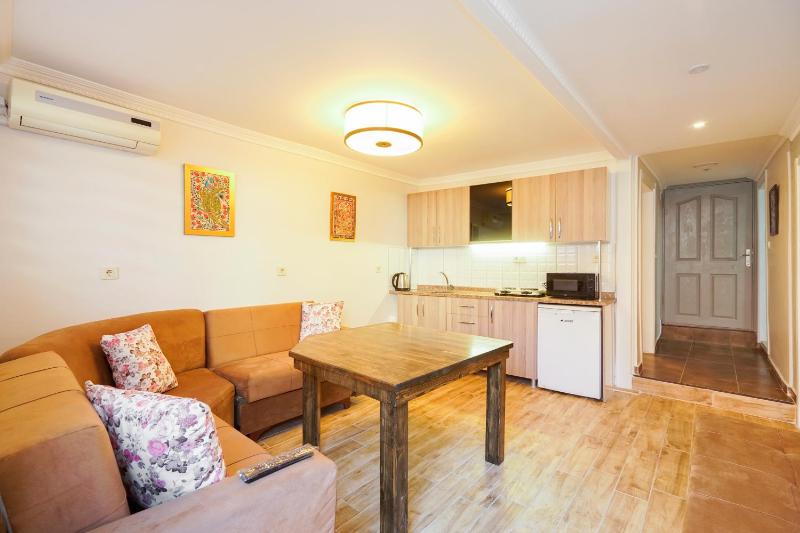 Authentic Apartments OldCity - image 15