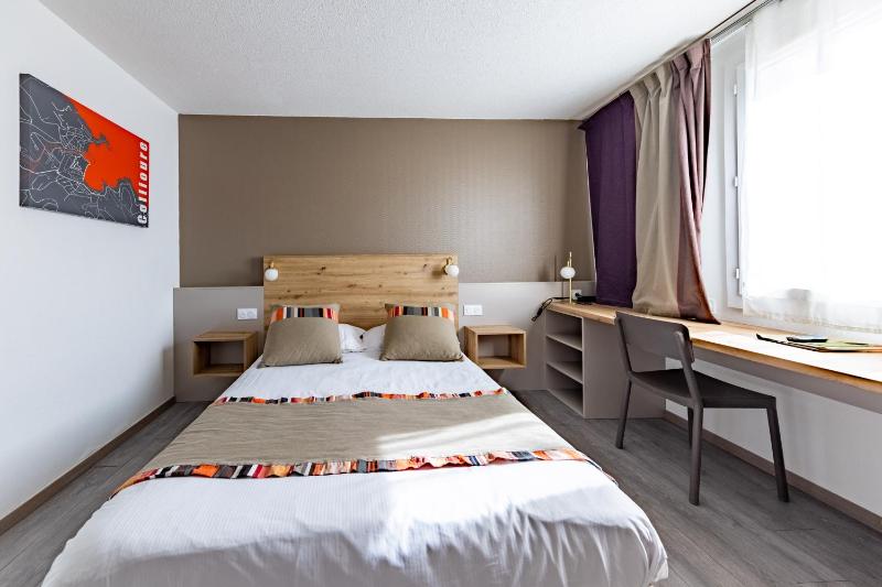 Superior Double Room image 4